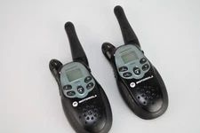 Motorola T5000 Talkabout 2-Way Radio Walkie Talkie Set Walkie Talkies (2 Set)