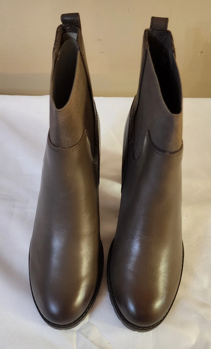 Clarks verona top leather booties