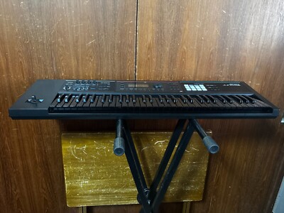 Roland JUNO-DS 61 61-key Synthesizer Special Edition Black on