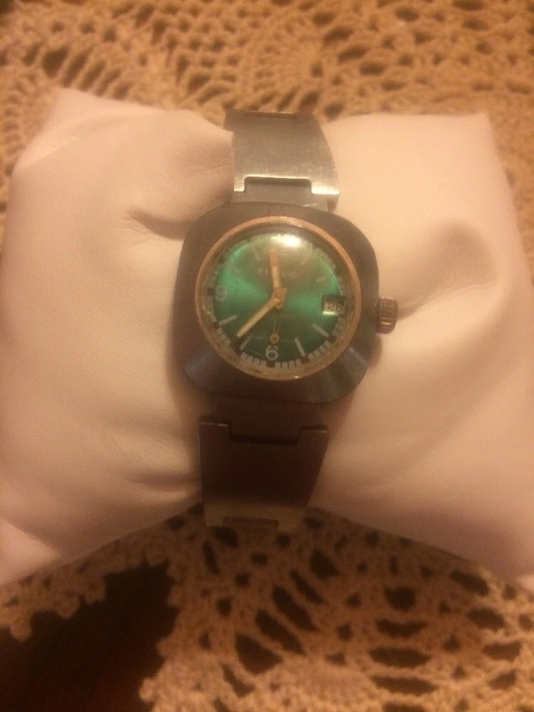 Emmegi Womens Hand Load Antimagnetic Waterproof Vintage Design Watch