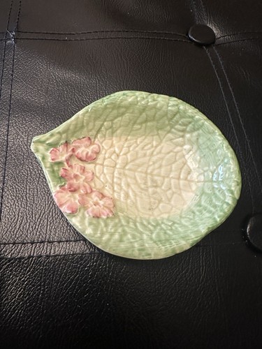 Clarice Cliff Newport Pottery cabbage leaf dish - Picture 1 of 3