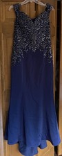 MGNY STYLE 71616 Navy Formal Gown size 8 Worn once