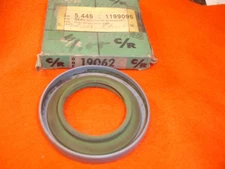 OEM GM 1199095 Differential Pinion Seal 1956-62 Buick F & R ( except 40-41-4300)