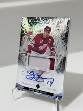Steve Yzerman Ice Hockey Autographed Sports Trading Card Steve Yzerman Ice Hockey Autographed Sports Trading Card