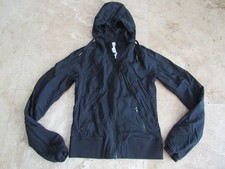 Womens size 4 Lululemon zippered jacket with hood