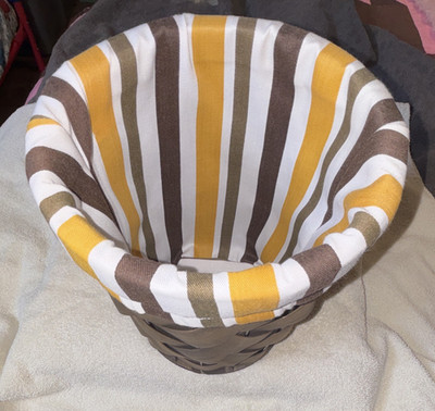 Round Woven Wood Basket with Striped Fabric Liner, Brown/White/Yellow 7 in