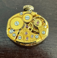 VINTAGE LADIES BULOVA WRISTWATCH MOVEMENT CAL. 5AT NOT RUNNING BAD STAFF