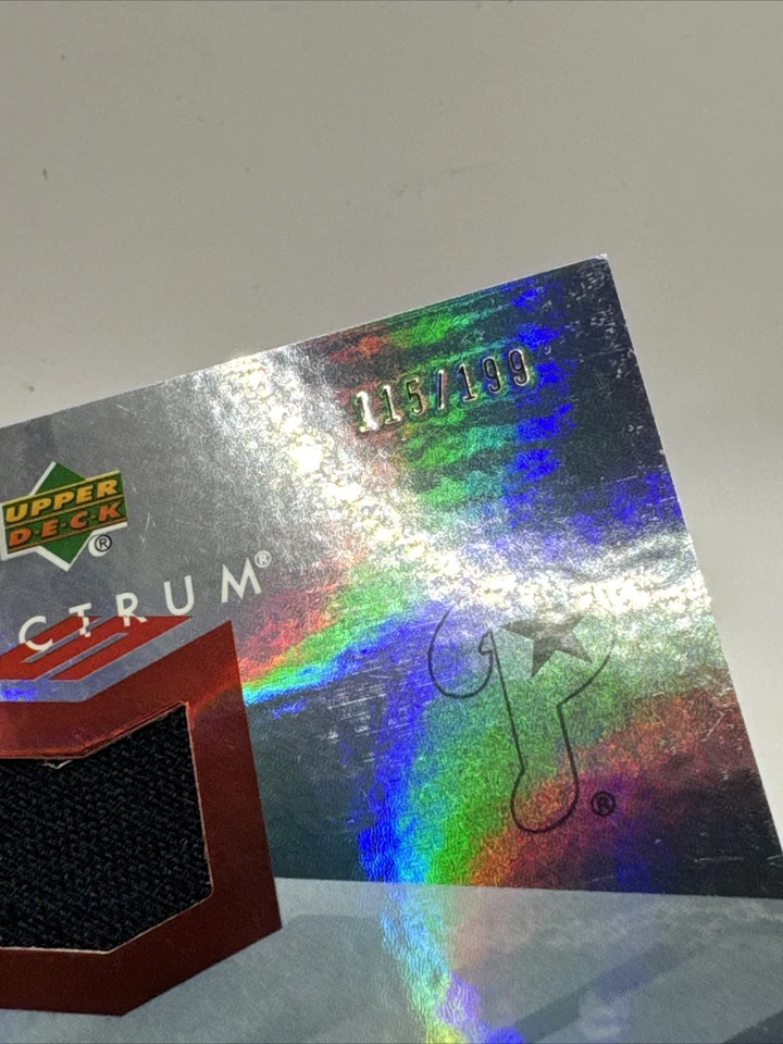 2007 Upper Deck Spectrum Swatches /199 Aaron Rowand #SSW-AR - Image 2 of 3