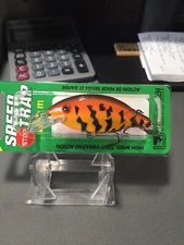 LUHR JENSEN 1/4 OZ. SPEED TRAP CRANKBAIT CRAWDAD/CRYSTAL NIP