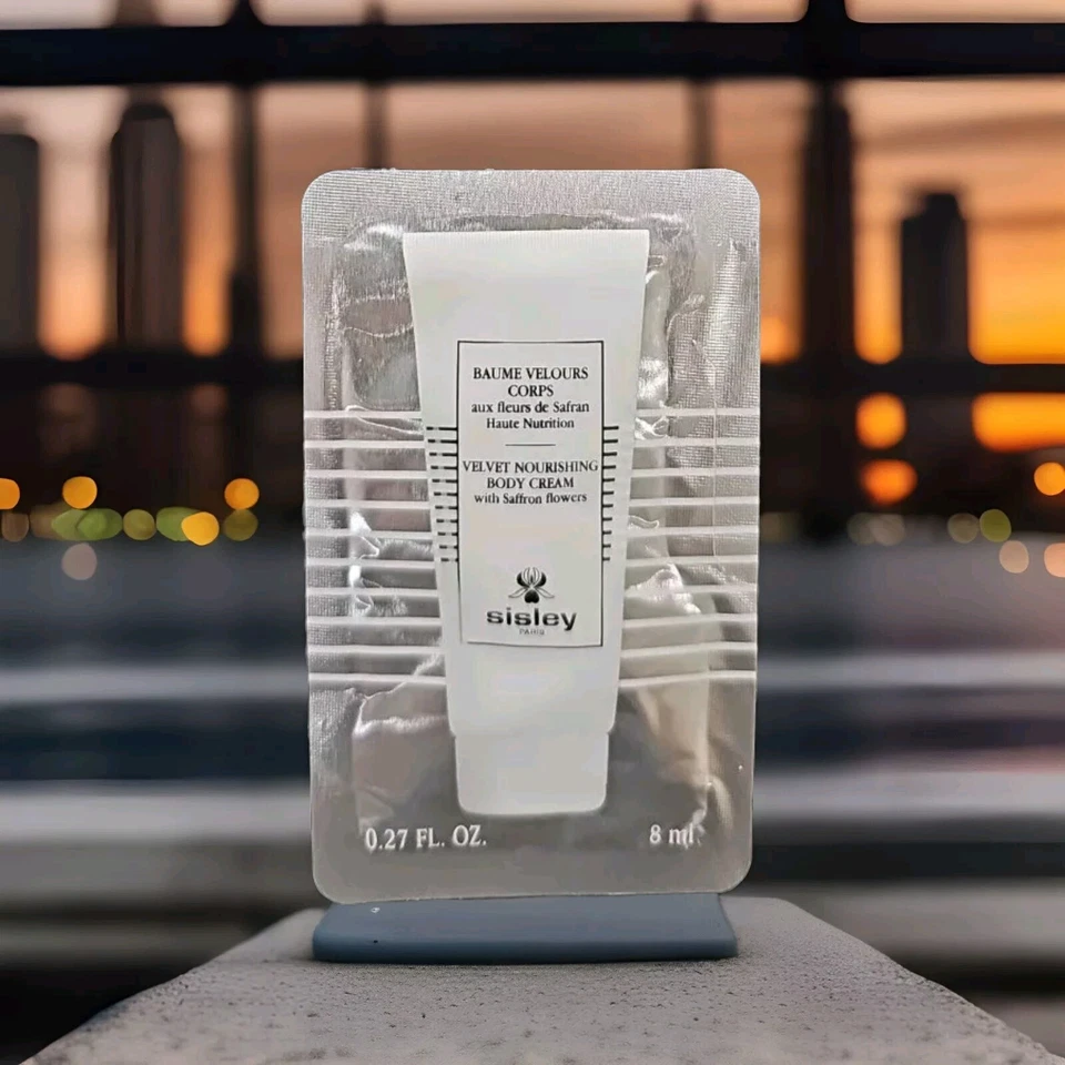 Lote de 3 cremas corporales nutritivas de terciopelo Sisley con azafrán 0,27 oz 8 ml Ea muestra ✨️ Foto 2 de 3