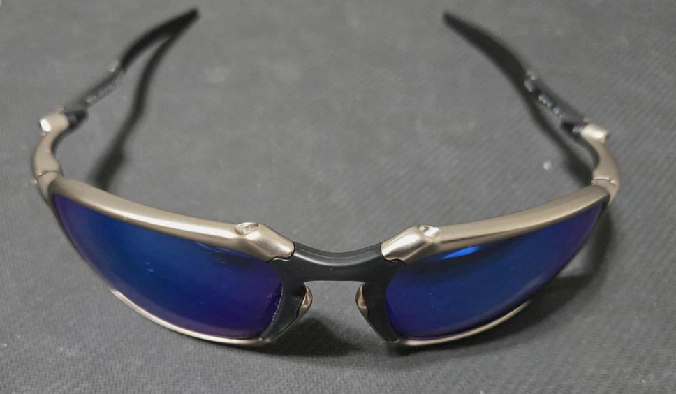 Oakley Badman Plasma Frame / Sapphire Iridium Polarized Lenses OO6020 04 RARE