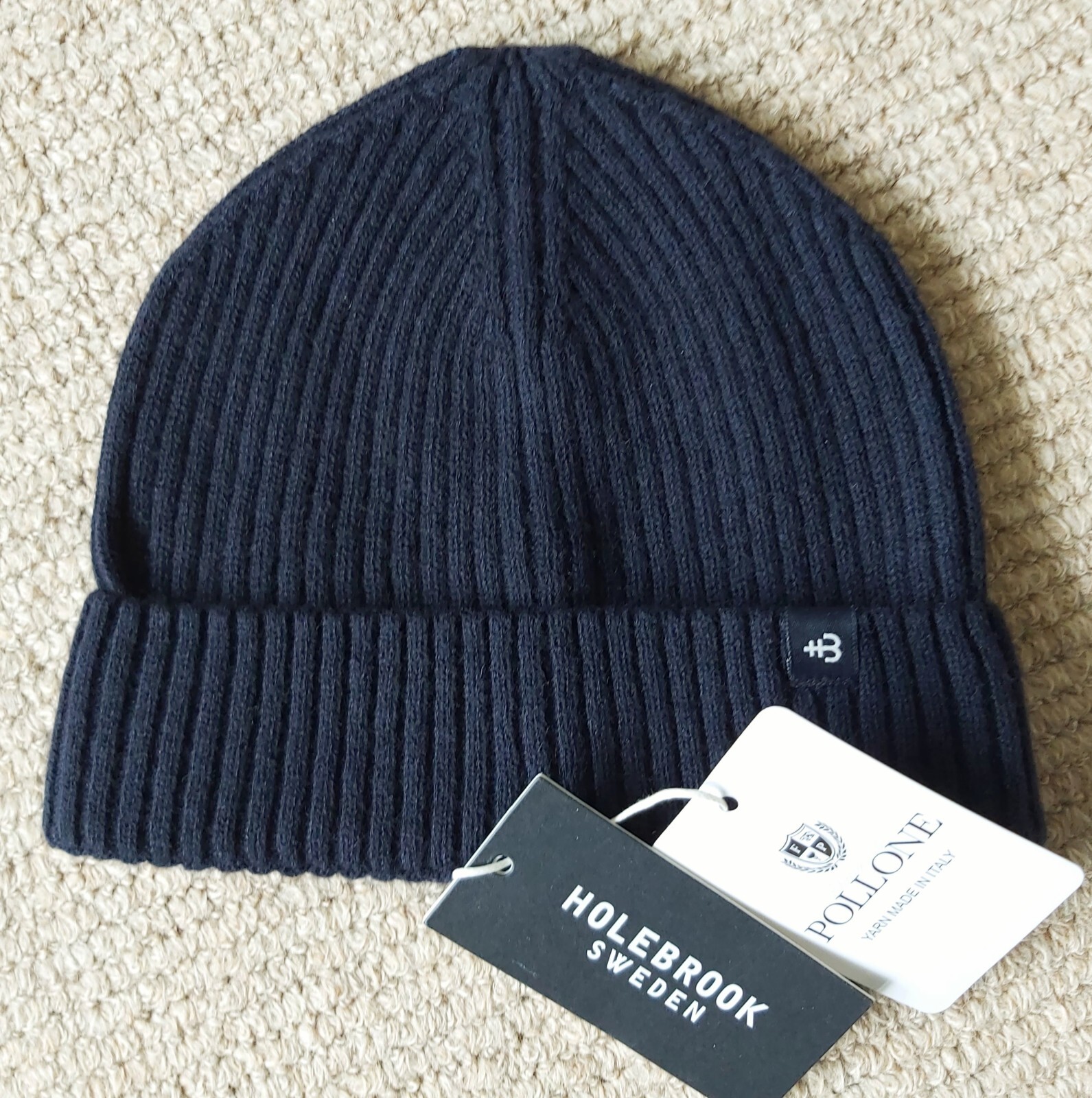 HOLEBROOK of SWEDEN Merino Wool NAVY Beanie Toque Hat Italian Yarn Sverige