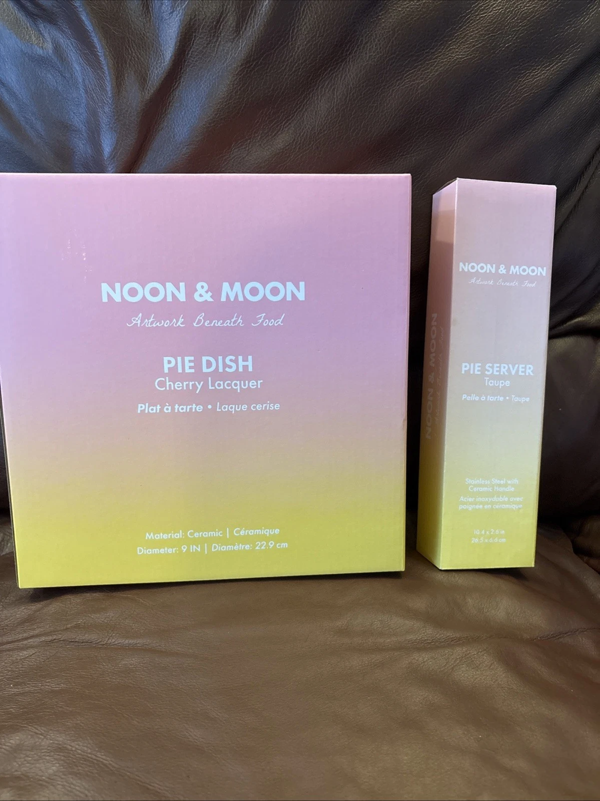 NIB Noon & Moon Pie Dish, Cherry Lacquer, 9 Inch