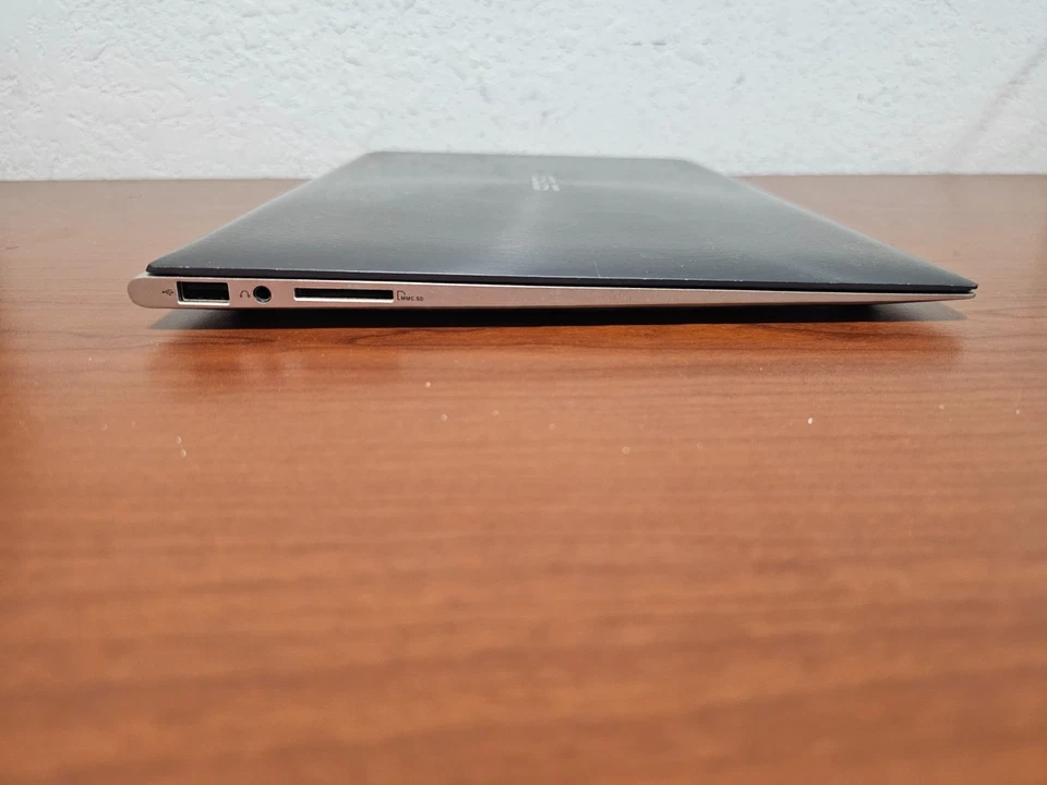 Portátil ASUS Zenbook UX31E Ultrabook (Plateado, 13,3", i5, ¿OS?) - SIN PROBAR, LEER! Foto 3 de 4