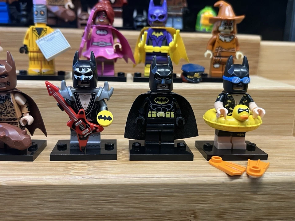 LEGO Batman Movie Minifigure Robin, Batgirl, Eraser, Man-Bat, Scarecrow Lot. - Image 3 of 4