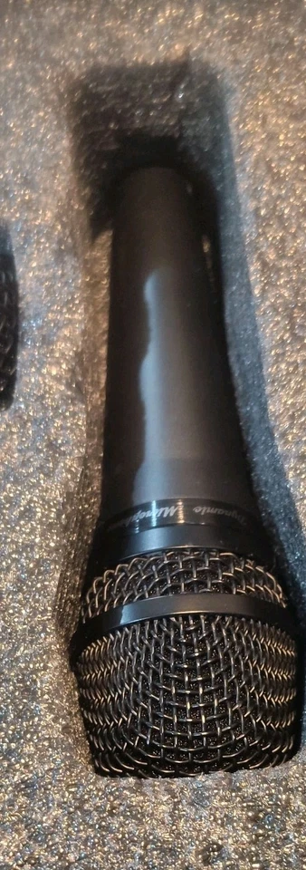 Kit de micrófono de batería Shure PGDMK4-XLR juego de 4 piezas para Kick 1, caja Tom 3 Foto 4 de 4