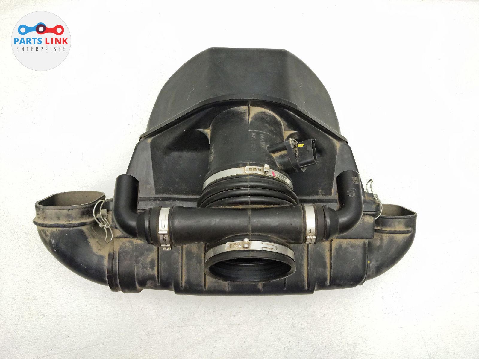 2007-17 MASERATI GranTurismo AIR CLEANER INTAKE FILTER PIPE HOSE BOX 4.2L M145