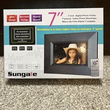 NEW Sungale 7" PF-701 Digital Photo Picture Frame Black HI-RES w/ Remote