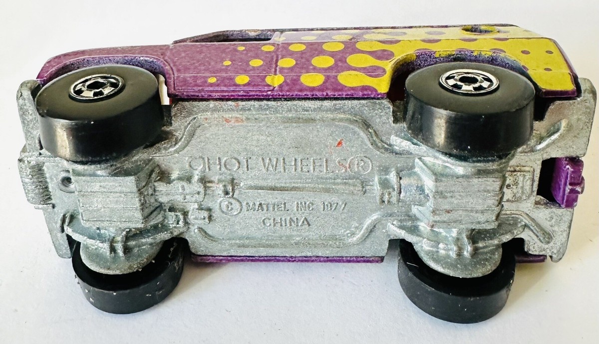 Vintage 1997 Hot Wheels Mainline #128 Baja Breaker