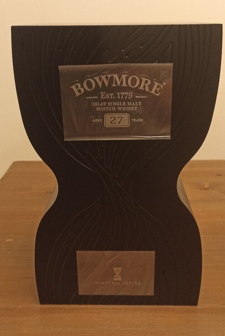 Bowmore 1965 52 Years Precious Metals Decanter