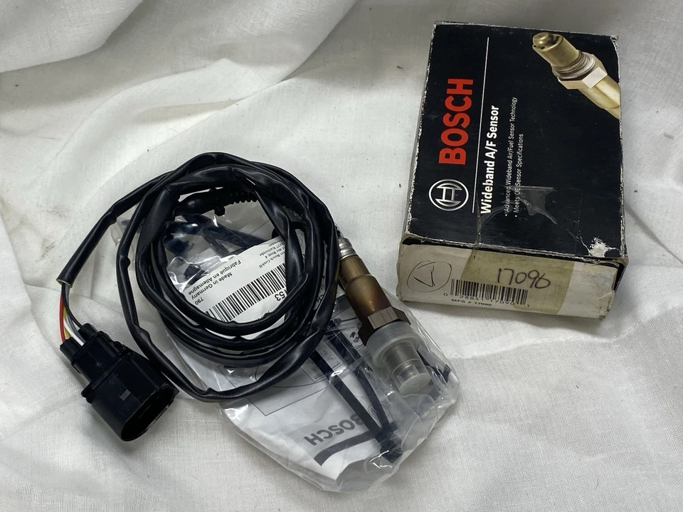 Sensor de oxígeno Bosch - 17090 - para Audi A4, A8, TT, VW Beetle, Eurovan y más Foto 2 de 4