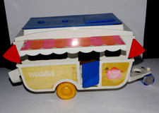 Weeble's Pop-Up Camper Trailer, Romper Room Hasbro Made in USA -1970s
