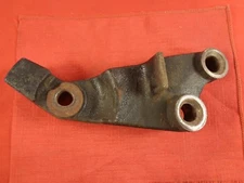 2001-2005 CIVIC 1.7L D17 LEFT SIDE ENGINE MOTOR MOUNT BRACKET 3-BOLT HOLES