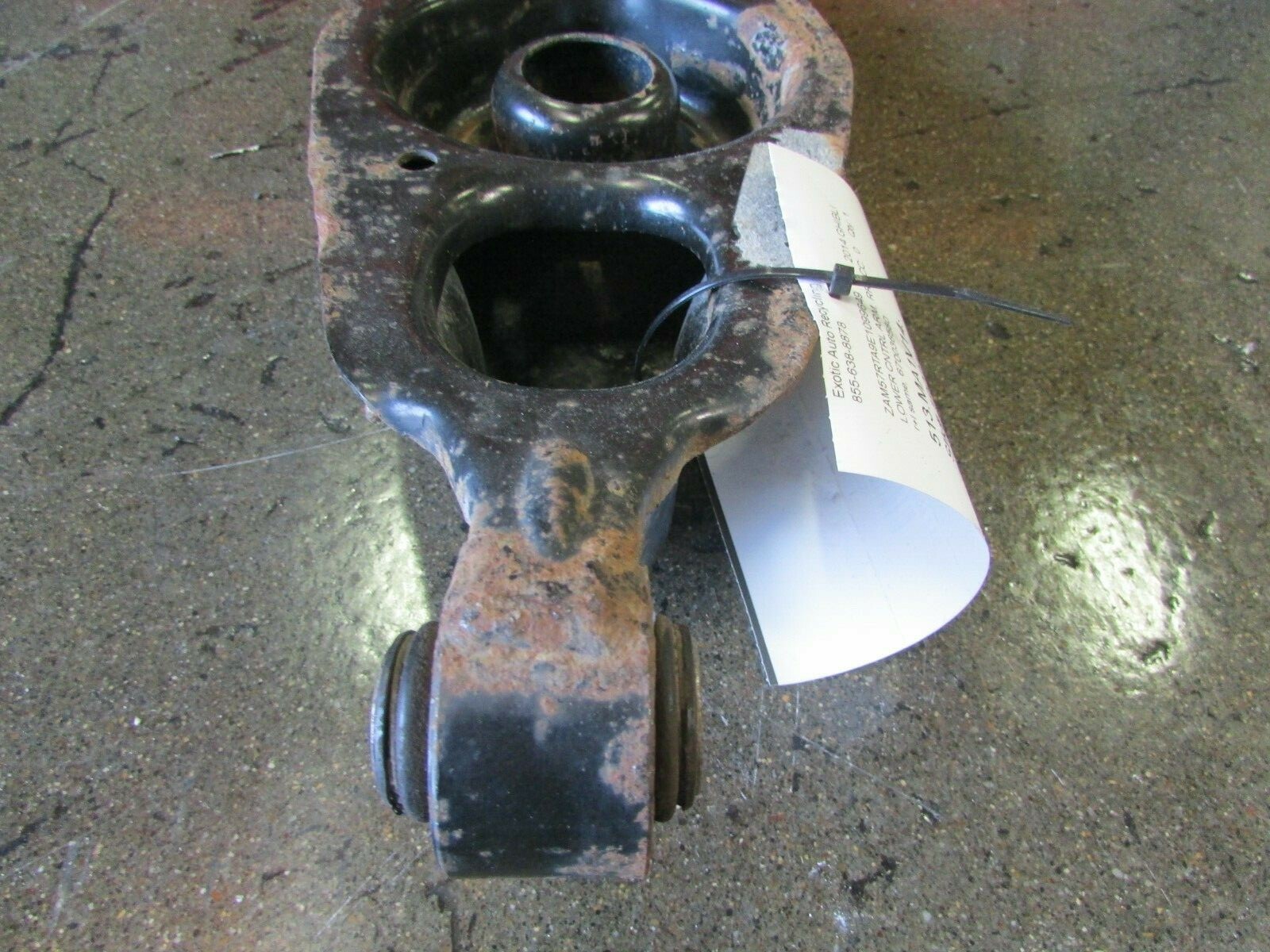Maserati Ghibli, LH, Left Rear Lower Control Arm, Used, P/N 670036580