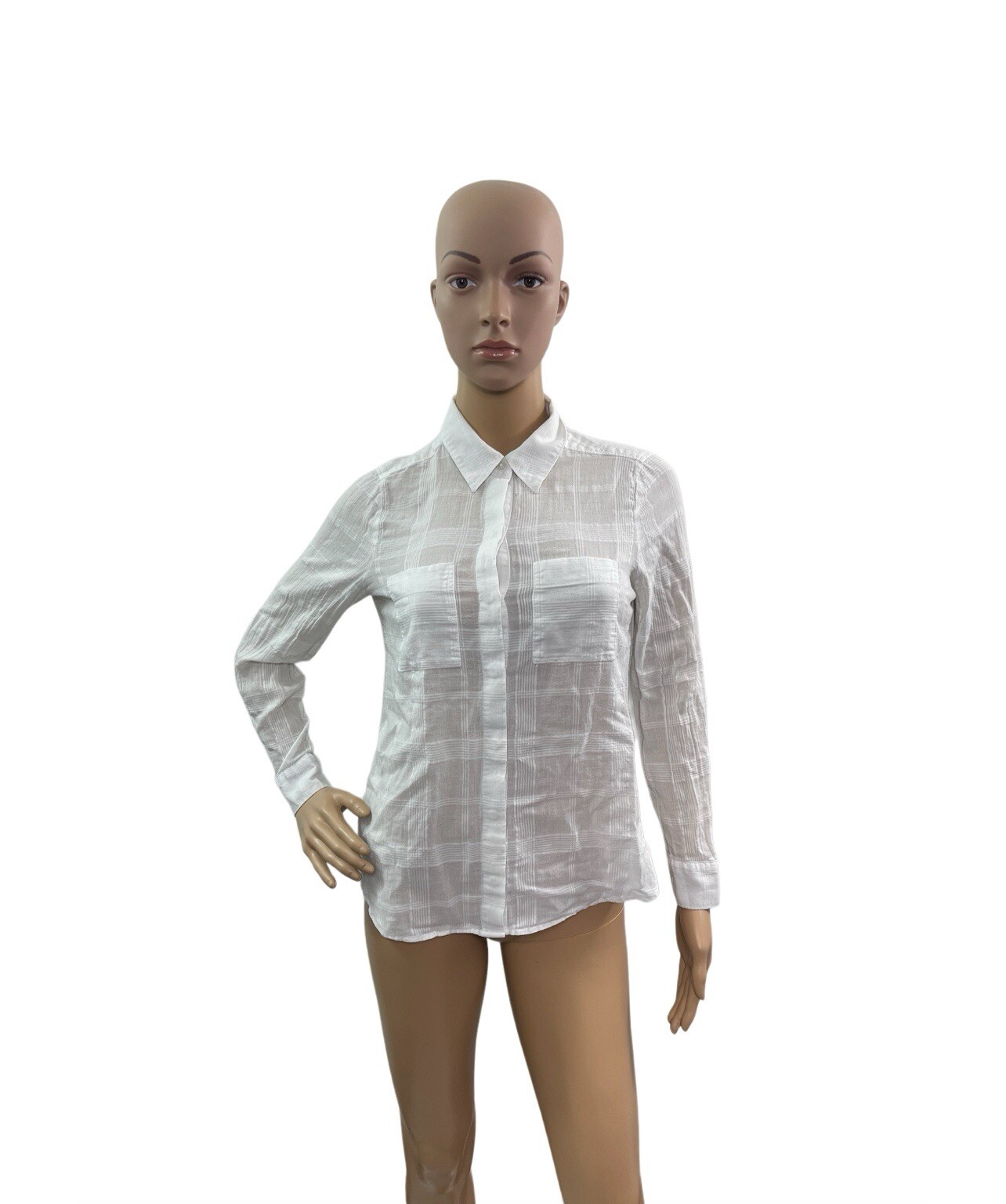 White House Black Market Women’s Size 4P Long Sleeve White  Button Up Shirt