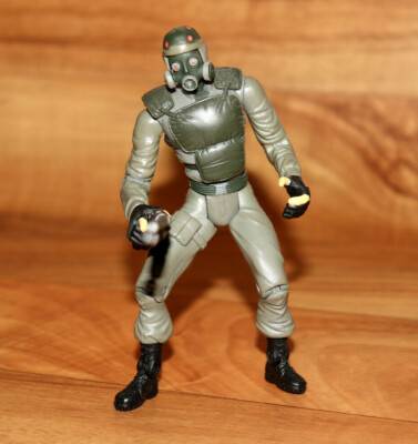 Resident Evil 1 2 3 Hunk & Zombie Action Figure Figur Toy Biz