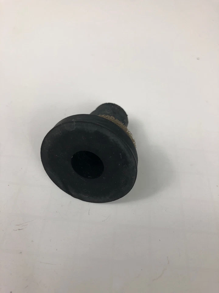 Marantz TT140 / TT 140 Turntable foot. Excellent - Image 2 of 2