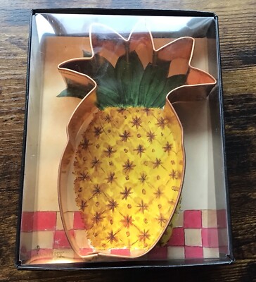 Ann Clark Vermont Large Pineapple Cookie Cutter In Original Box 6 1/4  By 4 1/4 