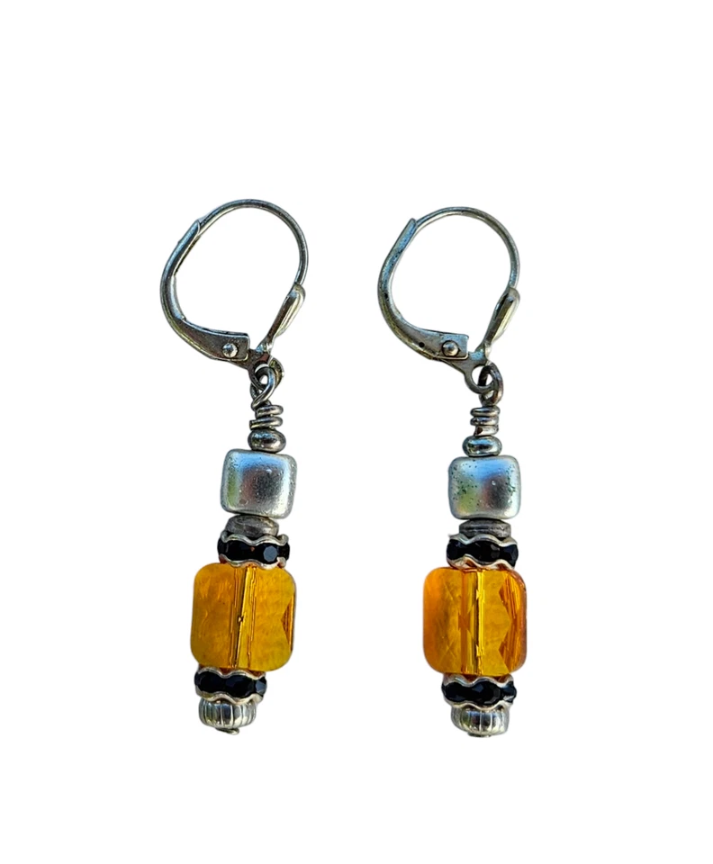 Pendientes colgantes con cuentas de plata y Swarovski amarillo girasol Foto 3 de 4
