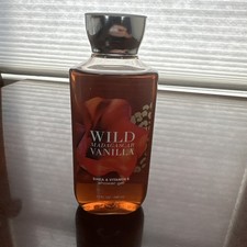 Bath  Body Works Wild Madagascar Vanilla Shower Gel Shea Vitamin E NEW