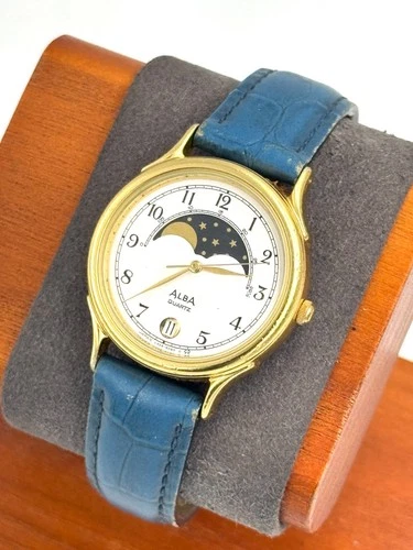 vintage seiko alba 29mm Women Quartz Watch  New Battery V3386020 Moonphase -f744