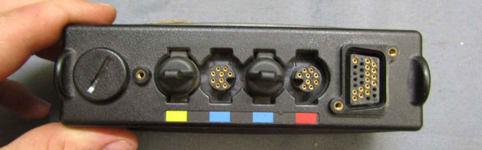 Motorola XTL2500 110 Watt 136-174 VHF MHz Remote Head Two Way Radio M21KTM9PW1AN