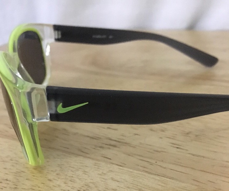 Nike サングラス　Max Optics ケース付き s-l1200.jpg