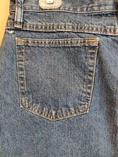 Riders by Lee women's 14M - 32"W x 20.5"I denim capri zip dark wash cuffed