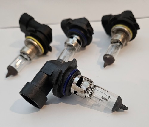 ULTRA 9006 High Performance Headlight 4 Qty. Halogen Bulbs - Picture 2 of 4