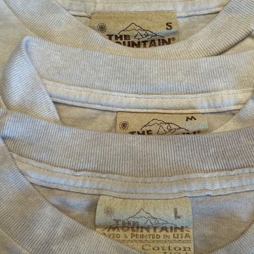 The Mountain NOS Vintage Youth T-shirt 100% Cotton Preshrunk Bear & Cub 1999 - Picture 5 of 7