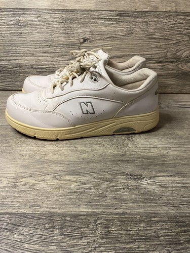 Size 9.5- New Balance 411v2 White | eBay