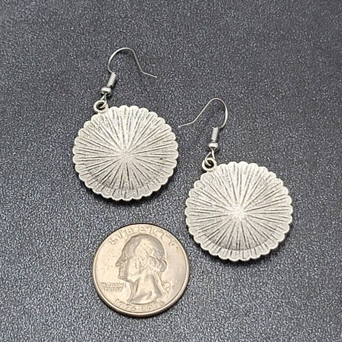 Pierced Earrings Silver tone Enamel Medallion Round Dangle Multicolor 1" - Picture 11 of 12