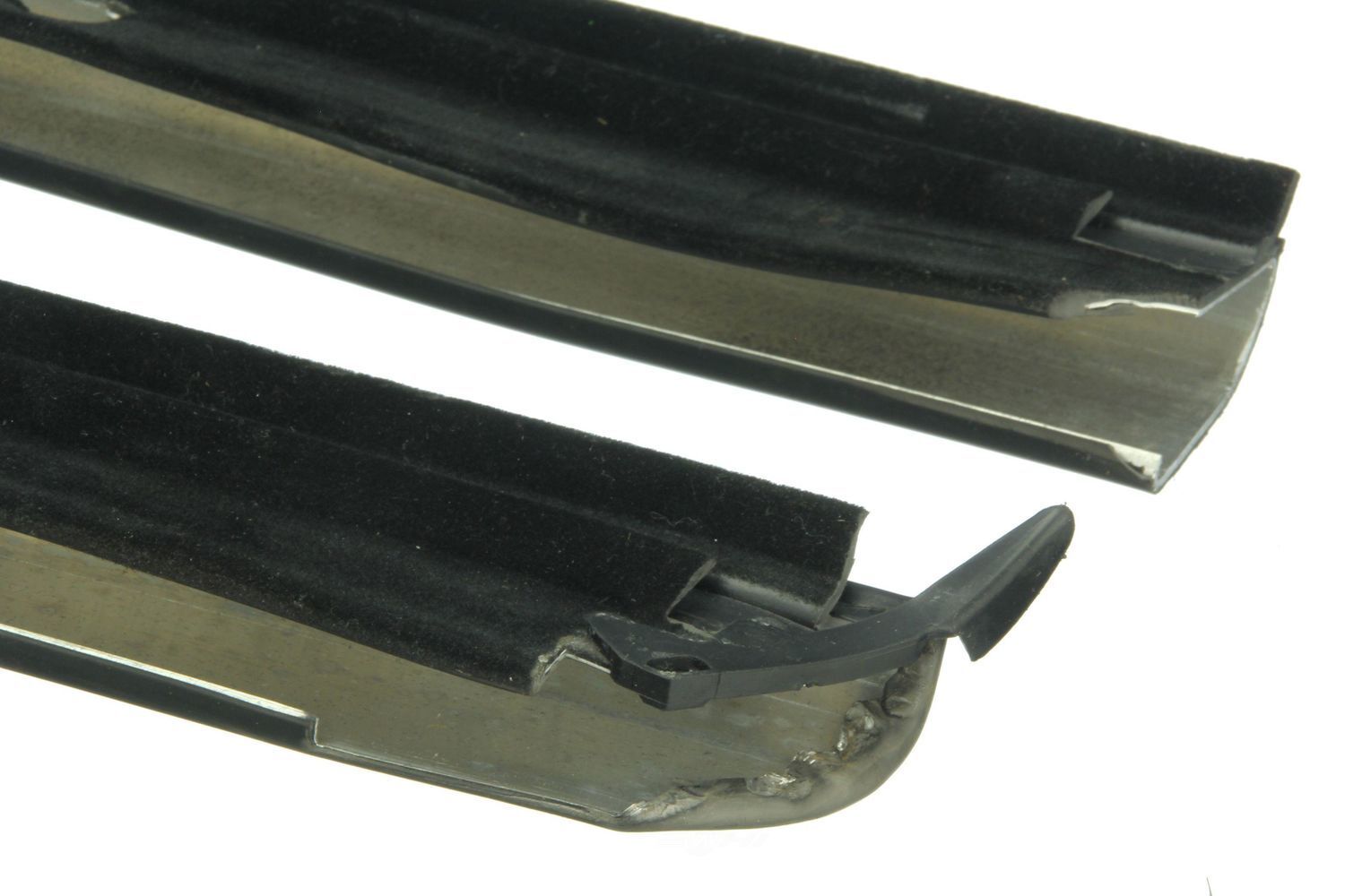 Door Window Belt Weatherstrip AUTOTECNICA FD0818142 fits 99-11 Ford Ranger