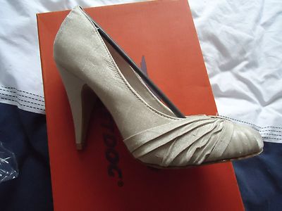 ROCKET DOG OHOH THAI SILK HIGH HEELS SESAME SIZE BNIB UK