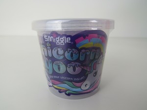 smiggle slime and putty