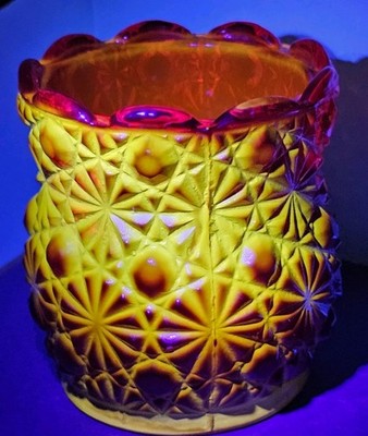 L. E. Smith Ruby Red Boron Nitride Daisy And Button Votive Candle Holder Glows