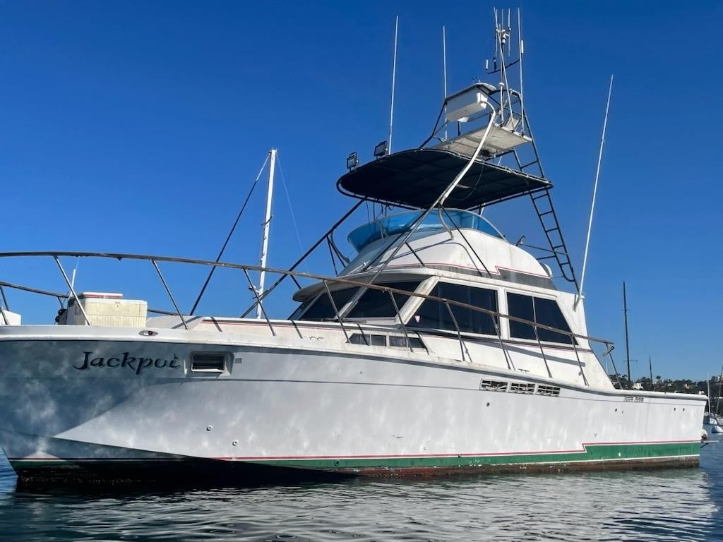 1970 Uniflite 42' Boat w/ Title