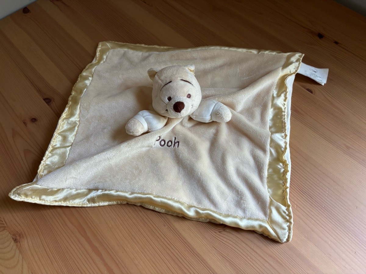 Disney Baby Love Winnie the Pooh Security Blanket Rattle Head 