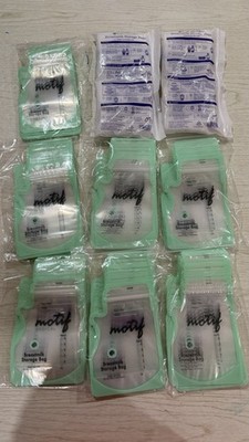 Motif Breastmilk Storage Bags Disposable Self Standing Clear Green Pouch