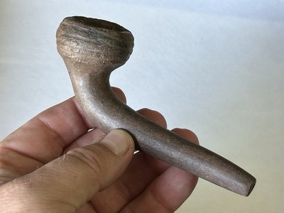 NICE AUTHENTIC NEW YORK IROQUOIS PIPE WITH ENGRAVED BOWL ANCIENT INDIAN PIPE